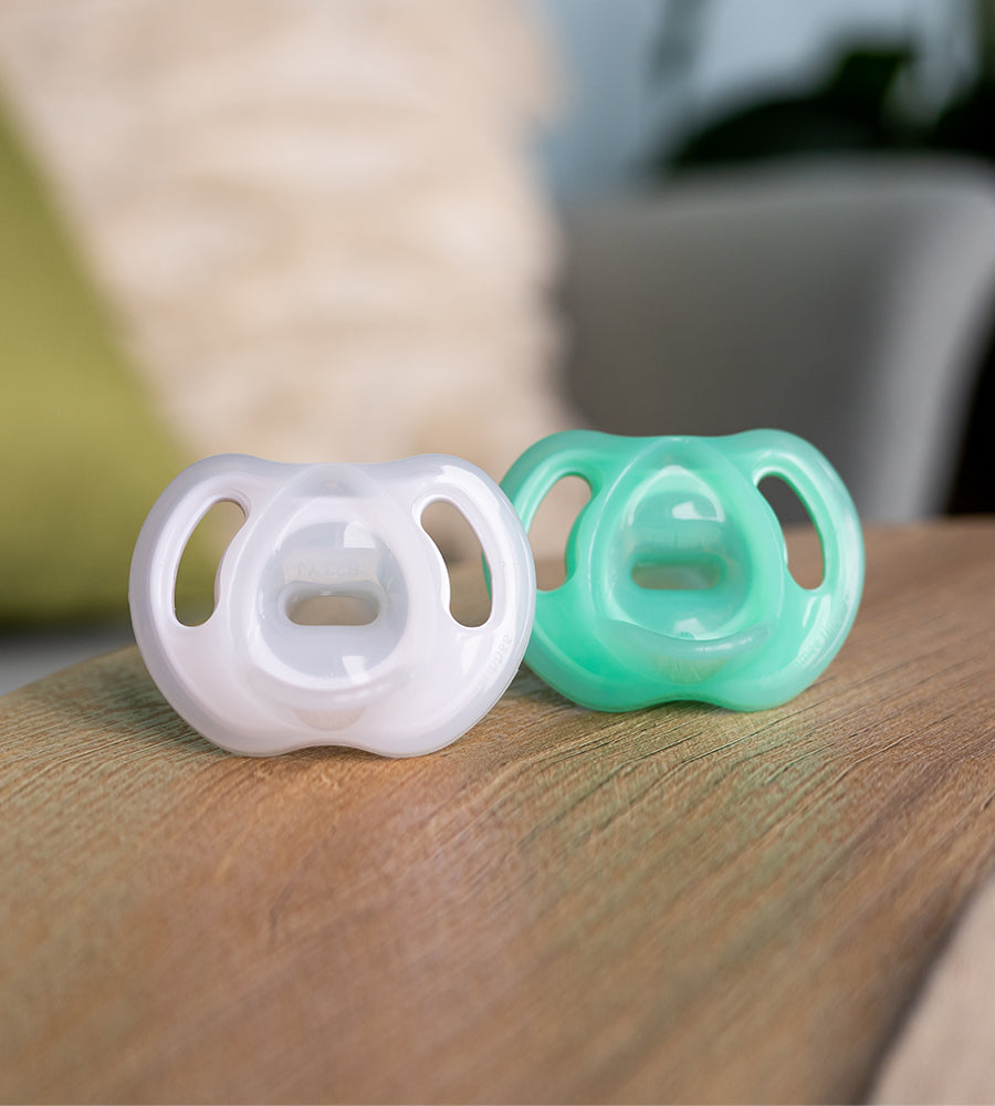 0-6M Silicone Soother 2-PK Tommee Tippee 533495
